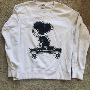 RARE Uniqlo x KAWS Snoopy Sweater - L